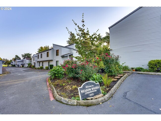 Photo - 14575 SW Walker Rd