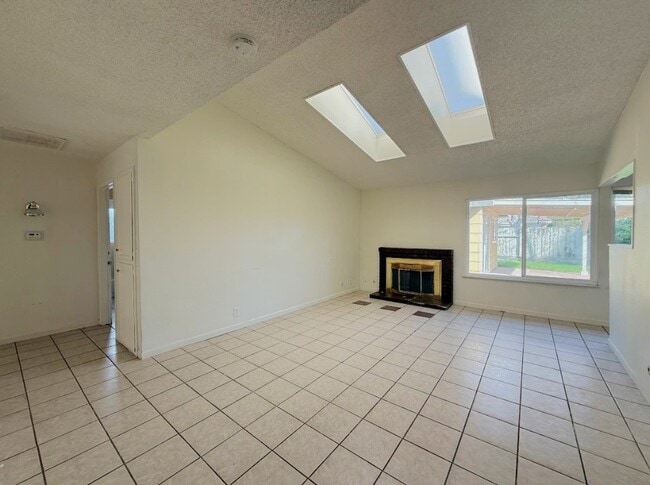 Photo - 455 Columbia Ave