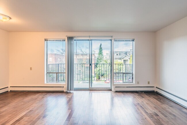 Photo - Hamlin Place