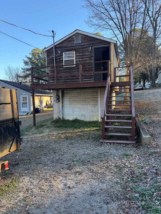 Building Photo - 4513 Saks Rd