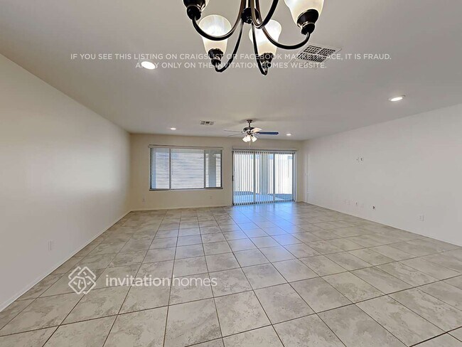 Photo - 17144 W Pinnacle Vista Dr