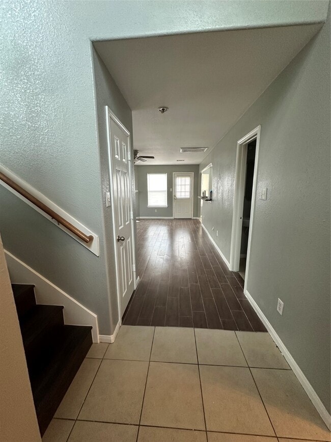 Photo - 4043 Hawthorn Glen Ct