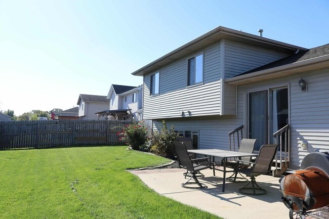 Photo - 12737 Wheeler St