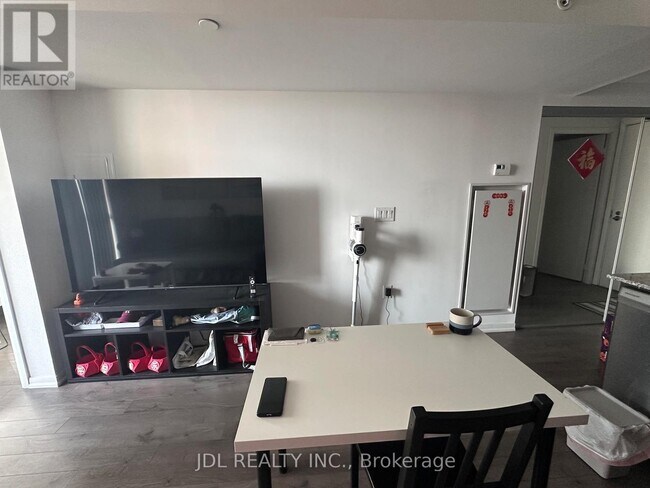 Photo - 3091 Dufferin St Unit 1411