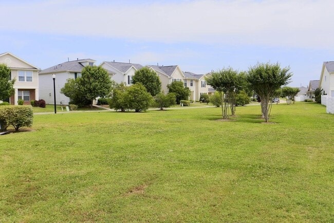 Photo - 11915 Sanspereil Dr