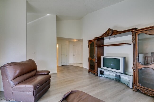 Photo - 5054 S Rainbow Blvd Unit 202