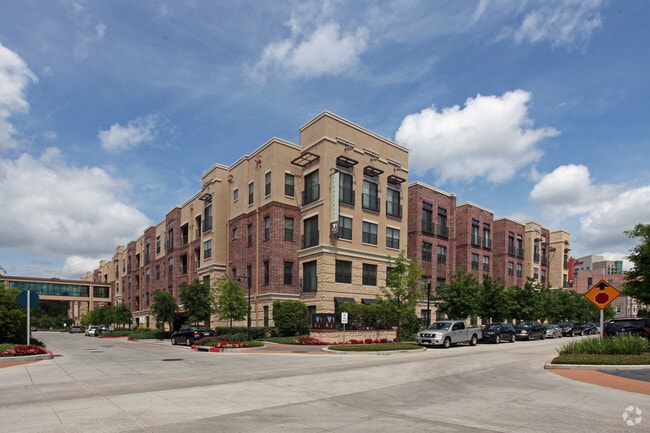 Building Photo - The Millennium Waterway Rental