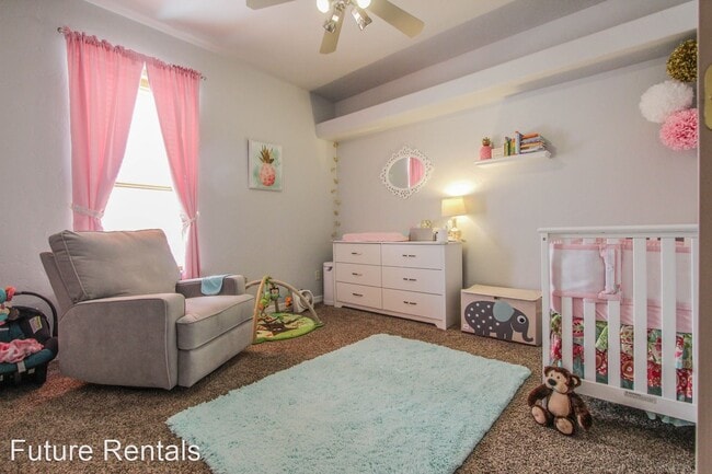 Photo - 4 br, 2 bath House - 411 Brentwood Dr