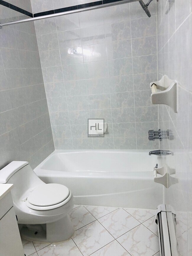 Photo - LEXINGTON AVENUE Unit 5B