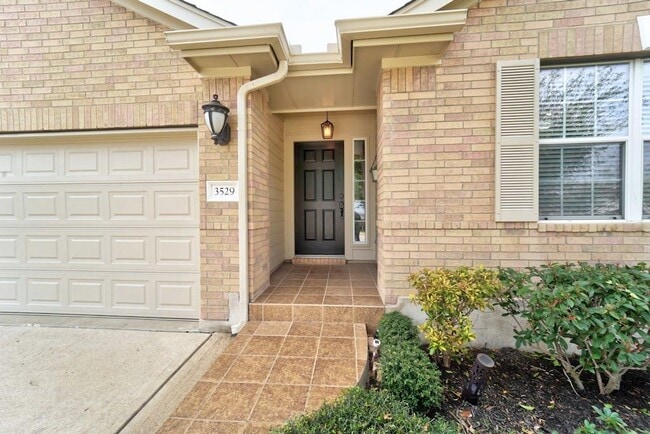 Photo - 3529 Shiraz Loop