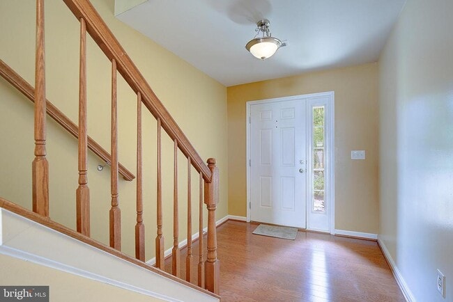 Photo - 105 Polo Way