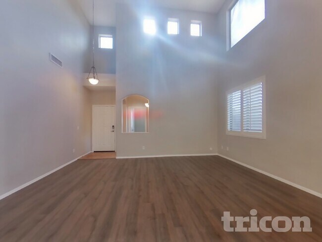 Photo - 21650 Dietz Dr