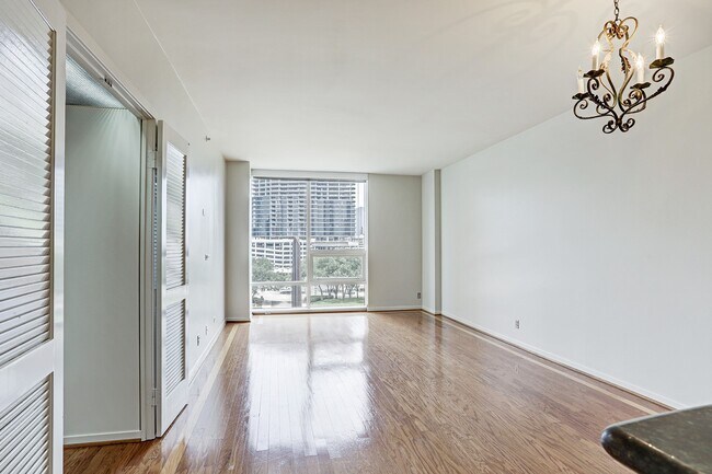 5110 San Felipe St Unit 64W