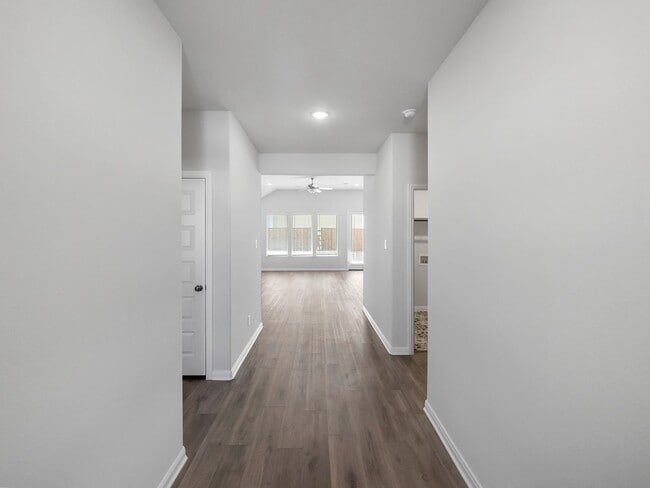 Photo - Almost New, Modern Look 4 Bed 3 Bath House...