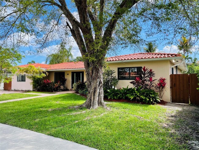 Photo - 21235 NE 19th Ct House