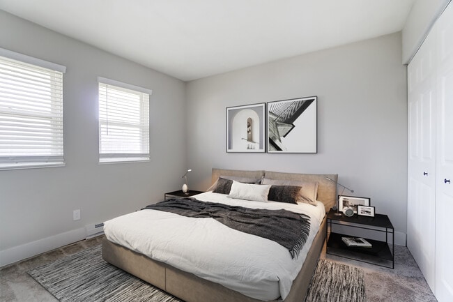 Hickory Creek Apartments
