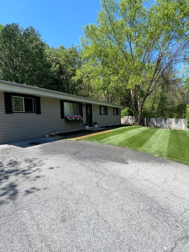 Photo - 109 Cleveland Rd