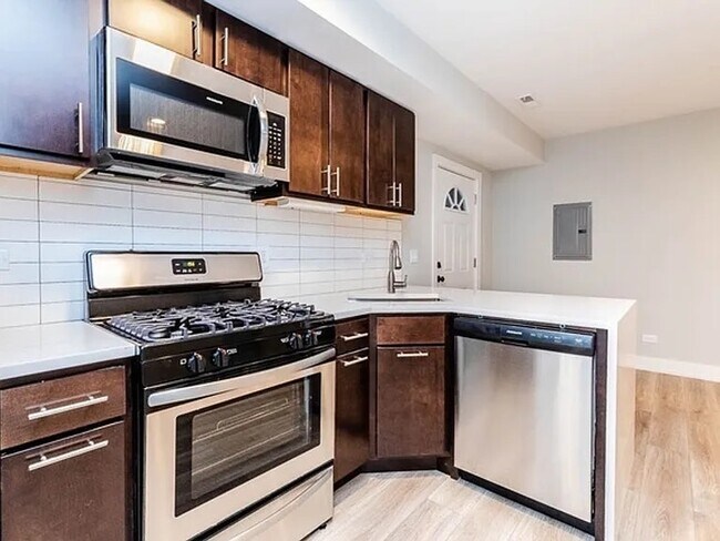 Photo - 2223 W 21st St Unidad 1F