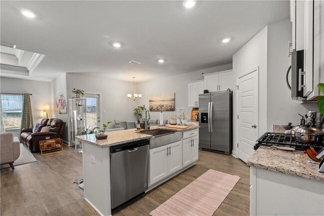 Photo - 3232 Long Leaf Way