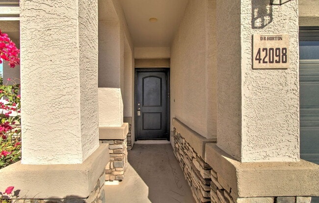 Photo - 42098 W Balsa Dr