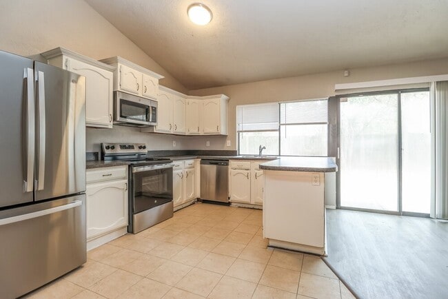 Photo - 22730 Hawkwood Dr