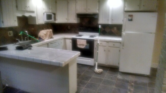 Photo - 107 Walnut St Unit 107 A