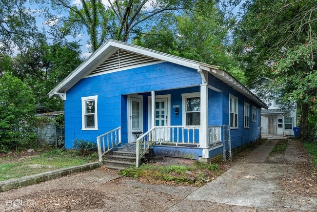 Photo - 3215 Penick St