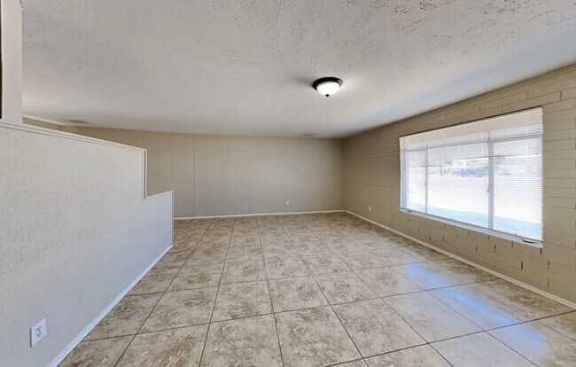 Photo - 5616 West Campbell Ave