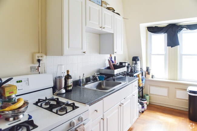 Building Photo - 11 Whitehill Terrace Unit 3S Rental