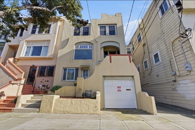 Building Photo - San Francisco Charm with Modern Upgrades