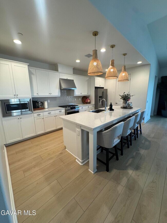 18134 Outlook Wy