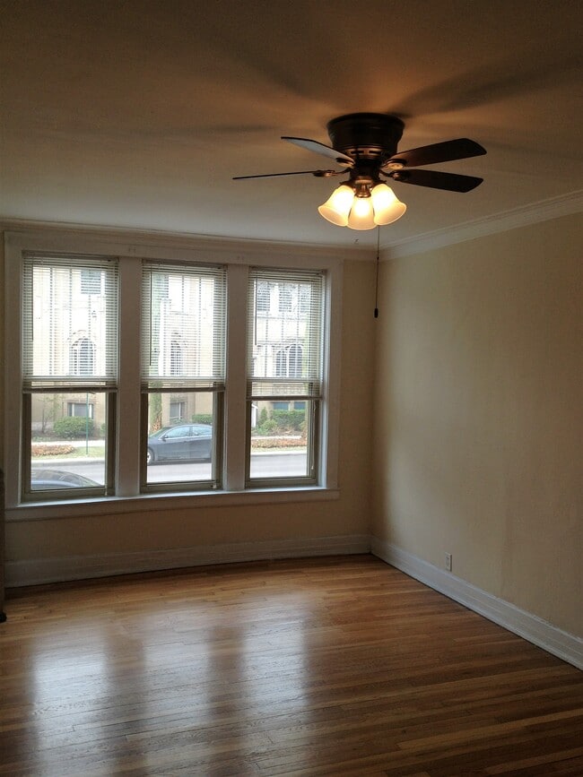 Photo - 322-330 W Washington Blvd