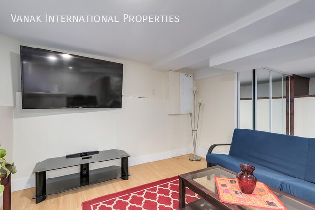 Furnished  Studio Northvan