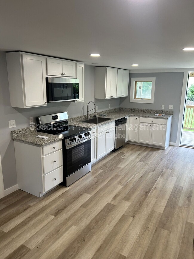 Building Photo - 100 Mt Vernon Ave Unit 1 Rental