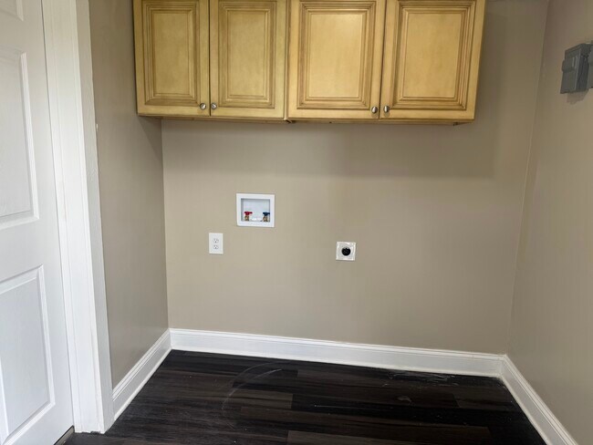 6244 New Jesup Hwy