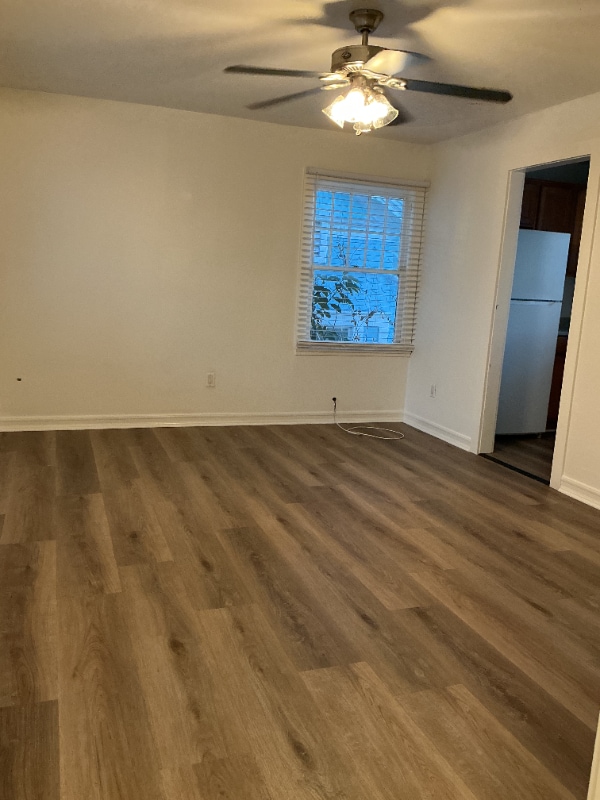 Photo - 324 E Broadway Unidad E