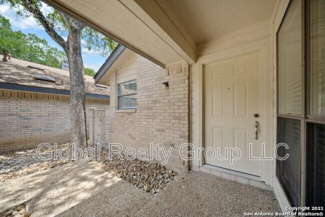 Photo - 118 Golden Way