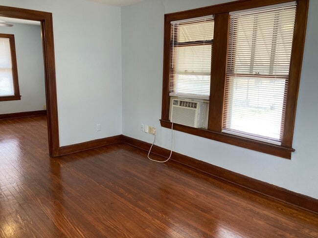 Building Photo - 1707 Sidney St Rental