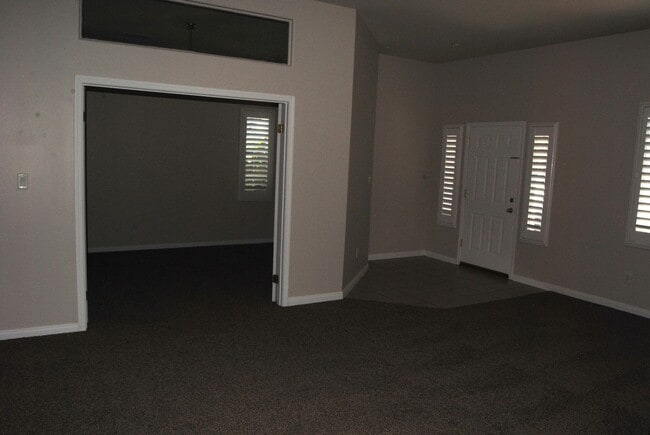 Photo - 11130 Dawson Falls Ave