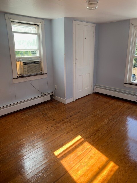 bedrom #2 - 519 High St Unit #2 Second Floor