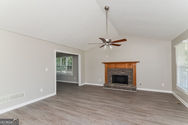 Photo - 63 Fielding Grove Dr