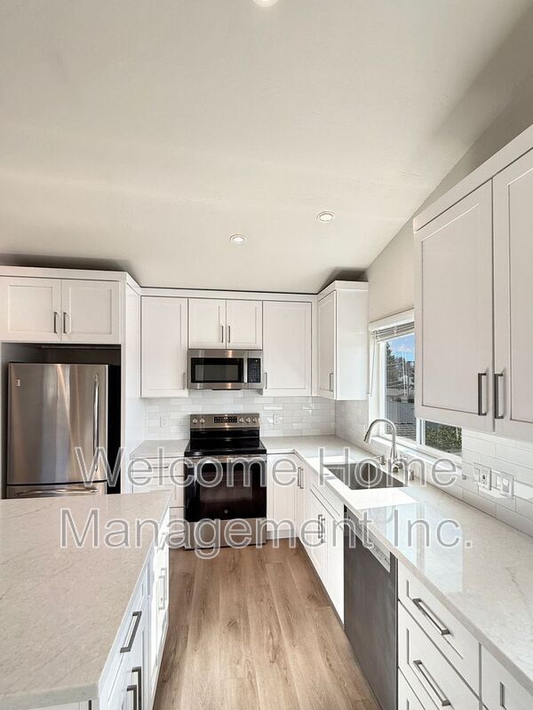 Photo - 179 Brown Dr