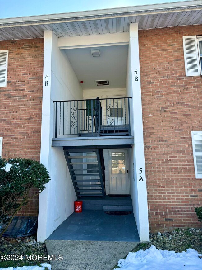 Photo - 735 Greens Ave Apartment Unit 6B