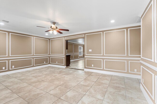 Photo - 3611 Wyoming St