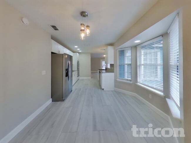 Photo - 3631 Mandarin Woods Dr N