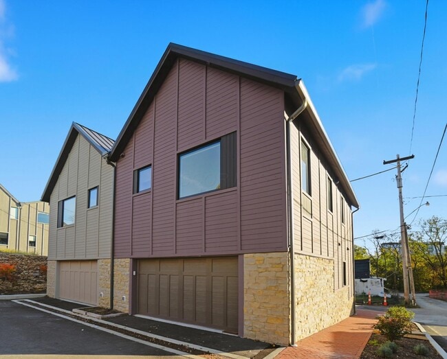 Photo - 35 N Blacksmith Ln