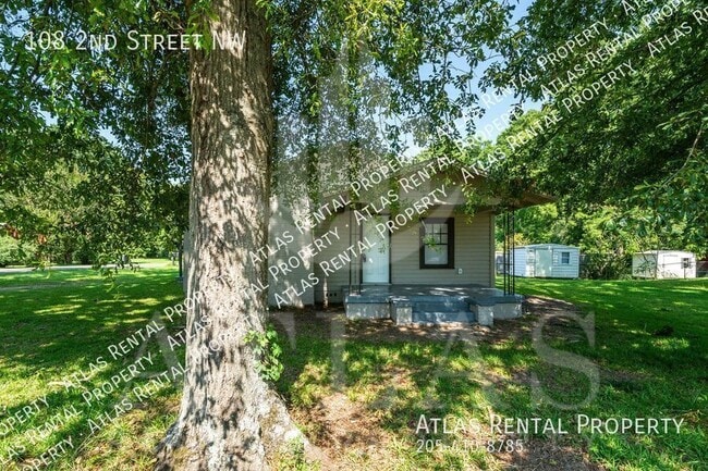 Building Photo - 108 2nd St NW