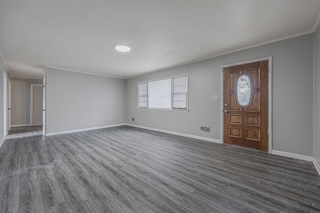 Photo - 1816 Greenwood-NOW PRE-LEASING!