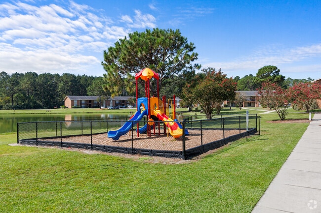 Lakeside Apartments - Playground