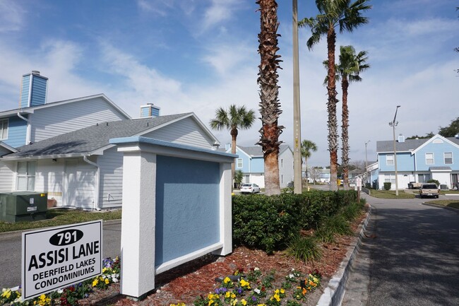 2/1 Mayport Condo Near the Beach - 2/1 Mayport Condo Near the Beach